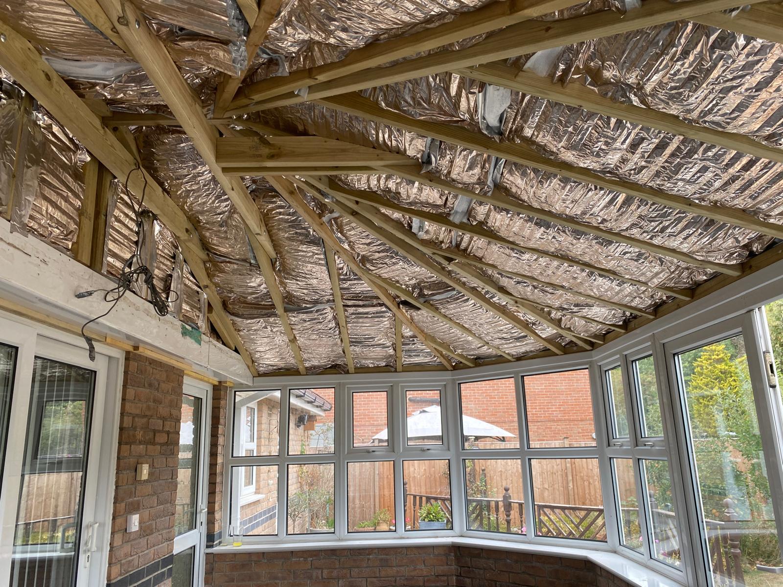 Insulated conservatory roof 